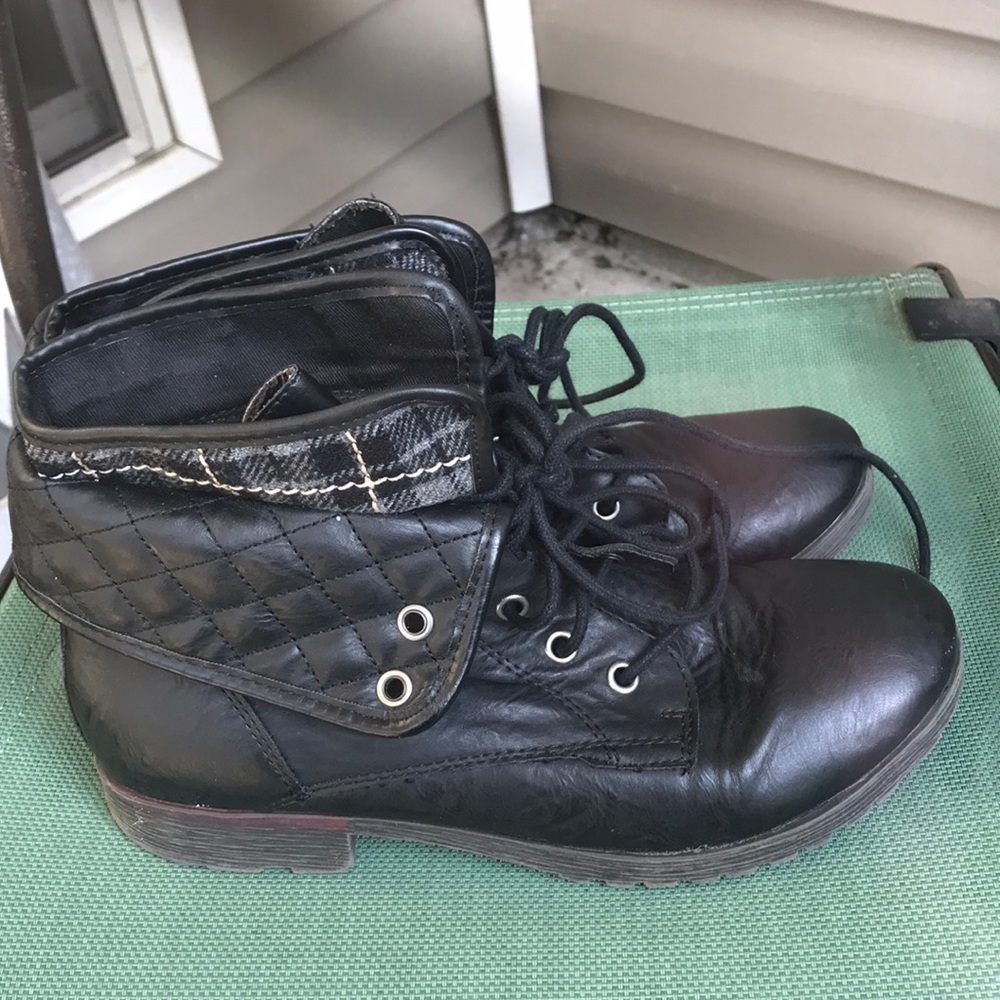*ROCK & CANDY* Spray Paint Women Combat Boots